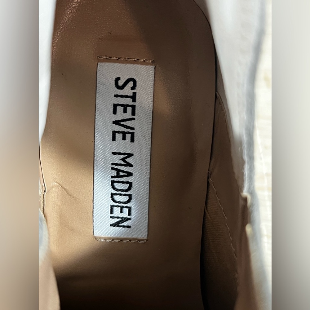 Steve Madden Boots Cedar Pointed Ankle Booties Heels Gray Leather 6.5 M New - Picture 9 of 11